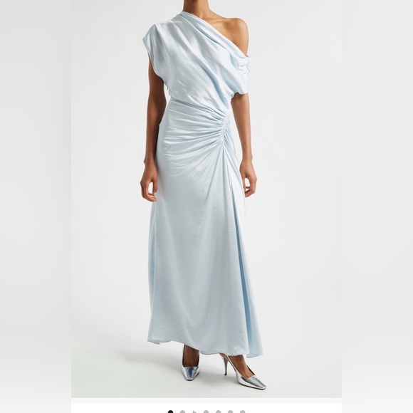 A.L.C. Dresses & Skirts - ALC Penny Ruched one shoulder satin gown size 4